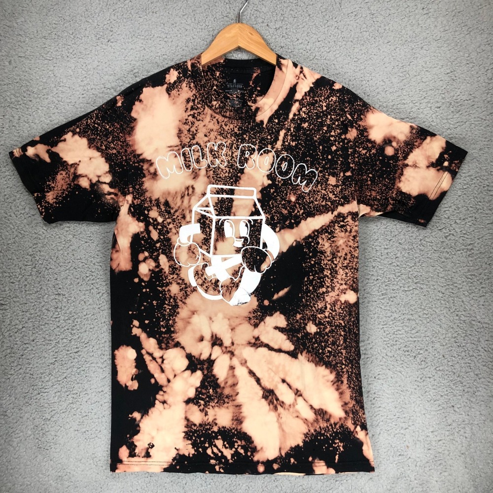Stafford Milk Room Bleach Wash Graphic T-Shirt Black Orange Mens Medium